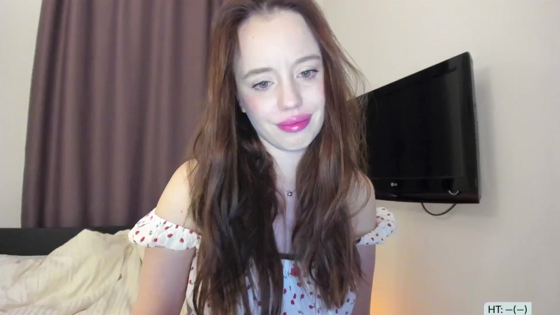 Gallery image thumbnail from Alena29's myfreecams stream on, 11/13/2024, 17:28 image 6 of 20
