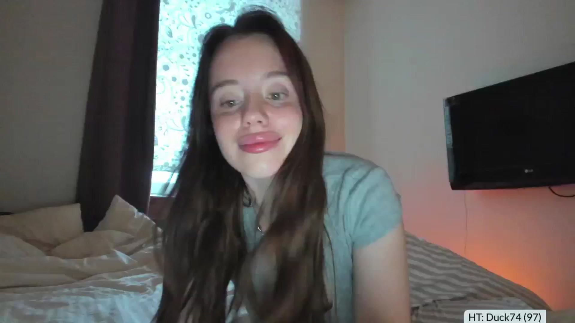 Gallery image thumbnail from Alena29's myfreecams stream on, 11/14/2024, 13:02 image 10 of 20
