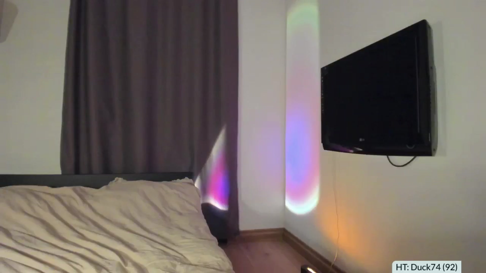 Gallery image thumbnail from Alena29's myfreecams stream on, 11/20/2024, 17:47 image 13 of 20