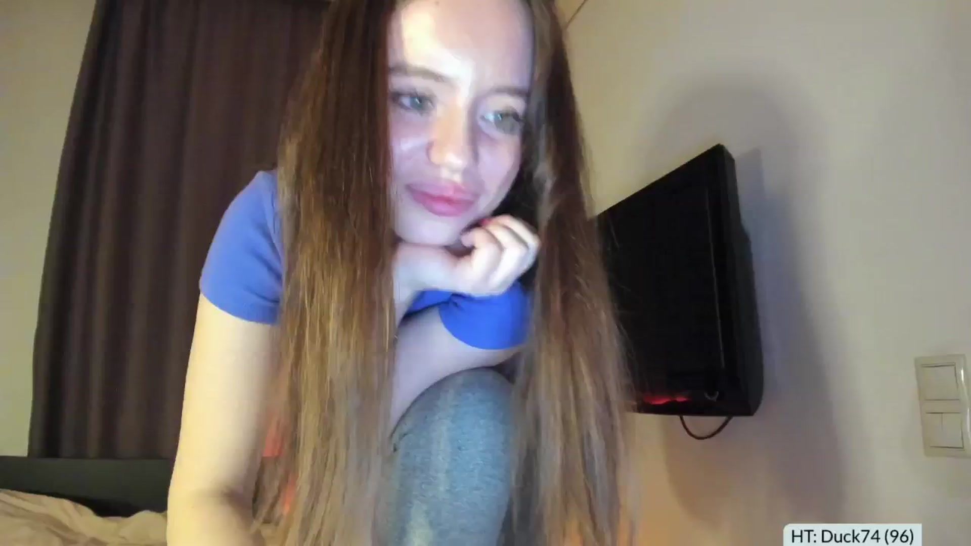 Gallery image thumbnail from Alena29's myfreecams stream on, 11/21/2024, 19:22 image 5 of 20