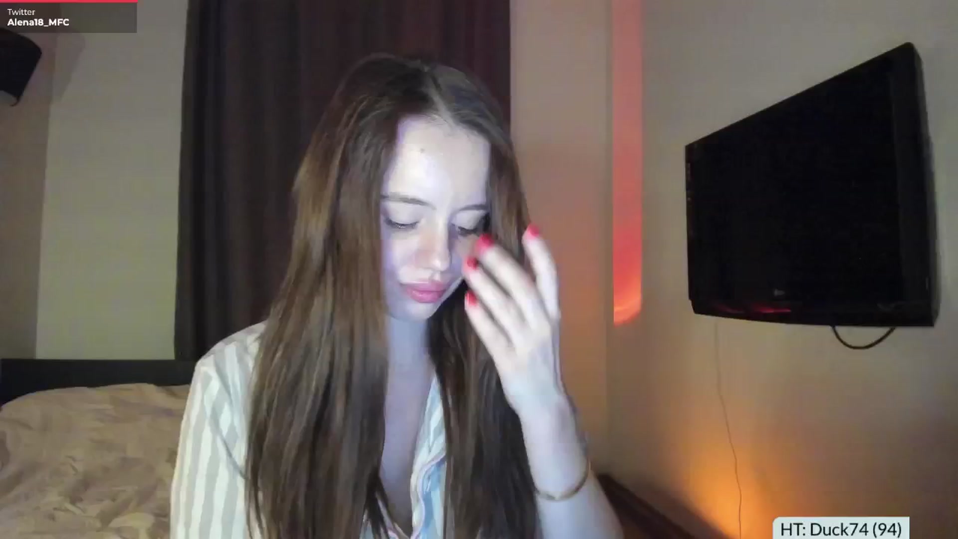 Gallery image thumbnail from Alena29's myfreecams stream on, 11/22/2024, 19:39 image 7 of 20