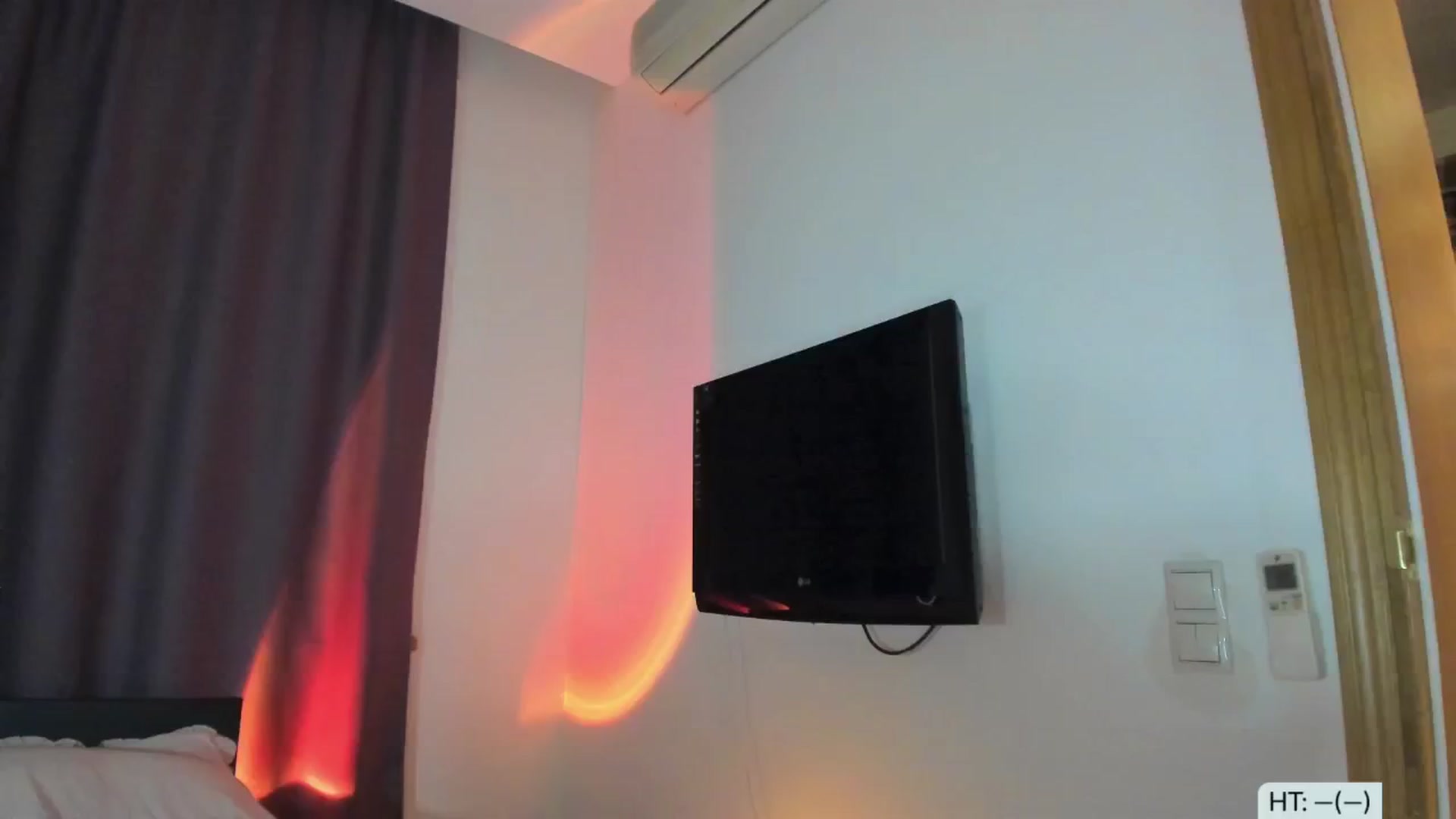 Gallery image thumbnail from Alena29's myfreecams stream on, 12/02/2024, 16:51 image 18 of 20