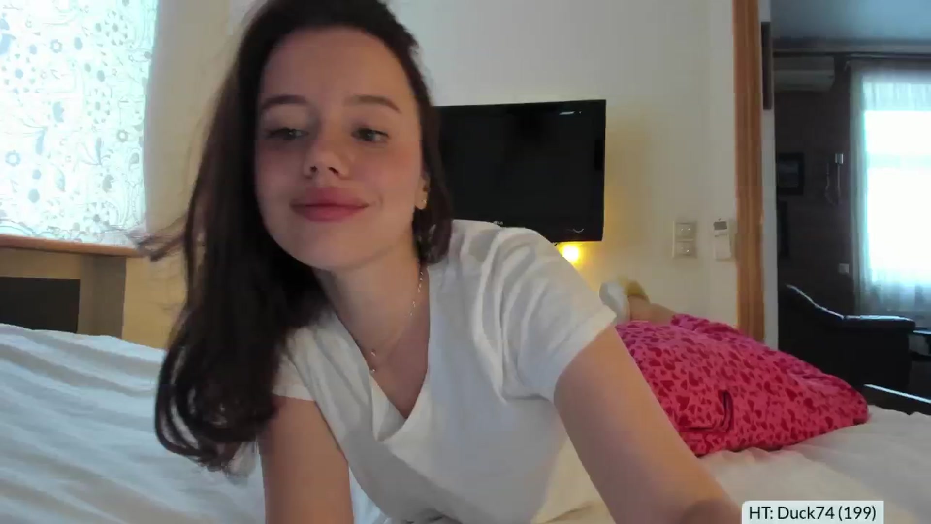 Gallery image thumbnail from Alena29's myfreecams stream on, 02/20/2025, 13:35 image 7 of 20