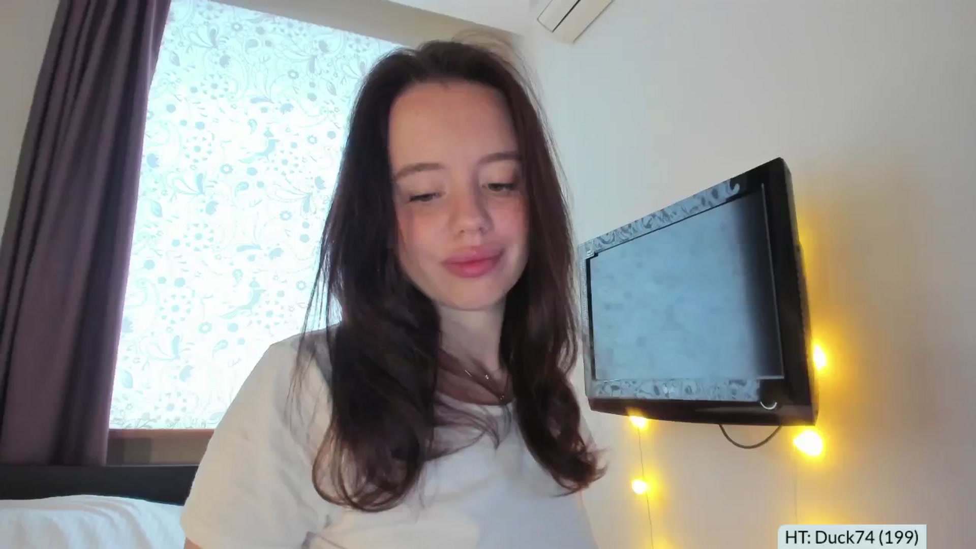 Gallery image thumbnail from Alena29's myfreecams stream on, 02/20/2025, 13:35 image 6 of 20