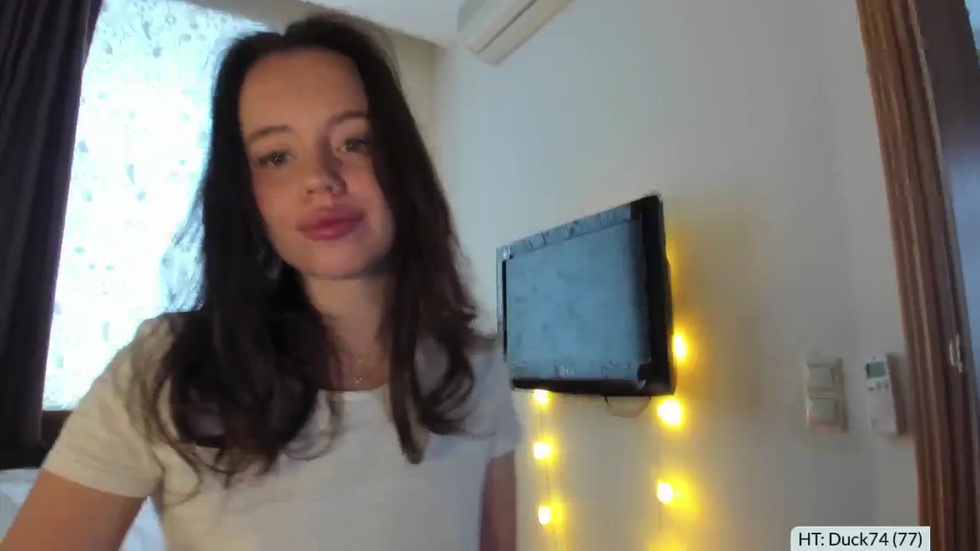 Gallery image thumbnail from Alena29's myfreecams stream on, 02/20/2025, 13:35 image 3 of 20