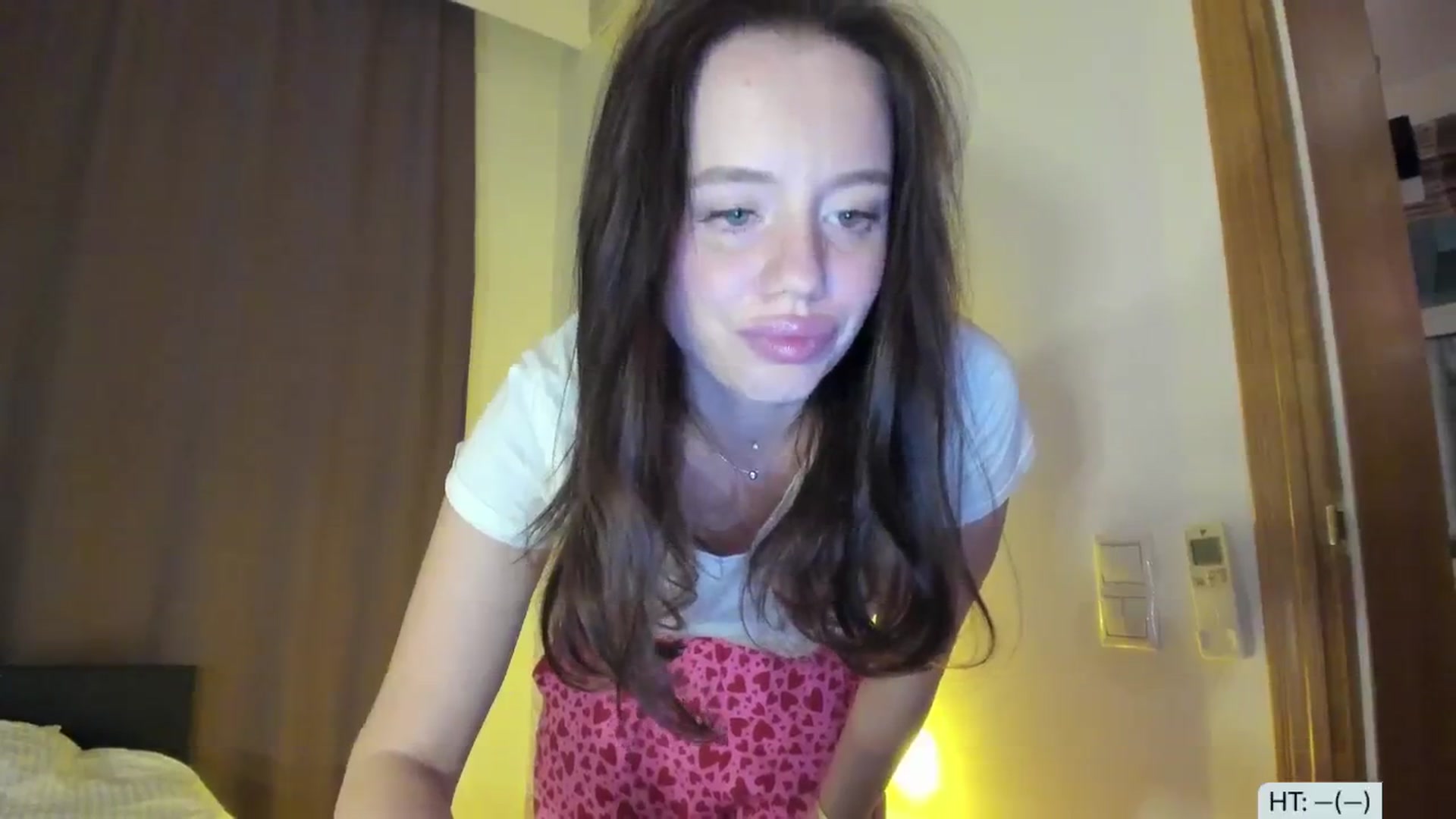 Gallery image thumbnail from Alena29's myfreecams stream on, 02/20/2025, 19:07 image 2 of 20