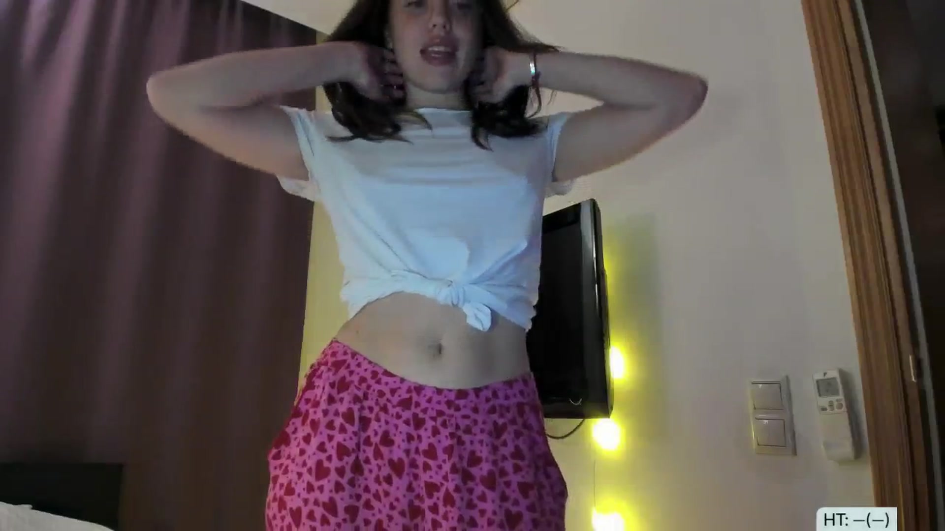 Gallery image thumbnail from Alena29's myfreecams stream on, 02/20/2025, 19:07 image 9 of 20