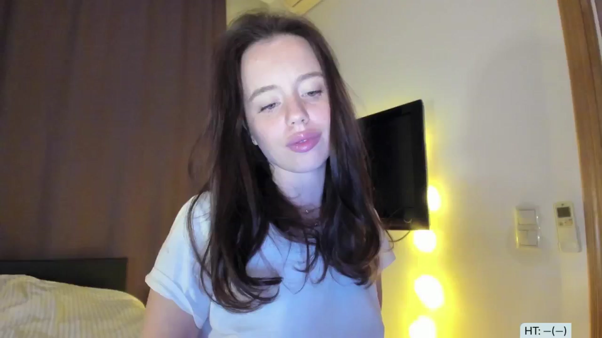 Gallery image thumbnail from Alena29's myfreecams stream on, 02/20/2025, 19:07 image 1 of 20