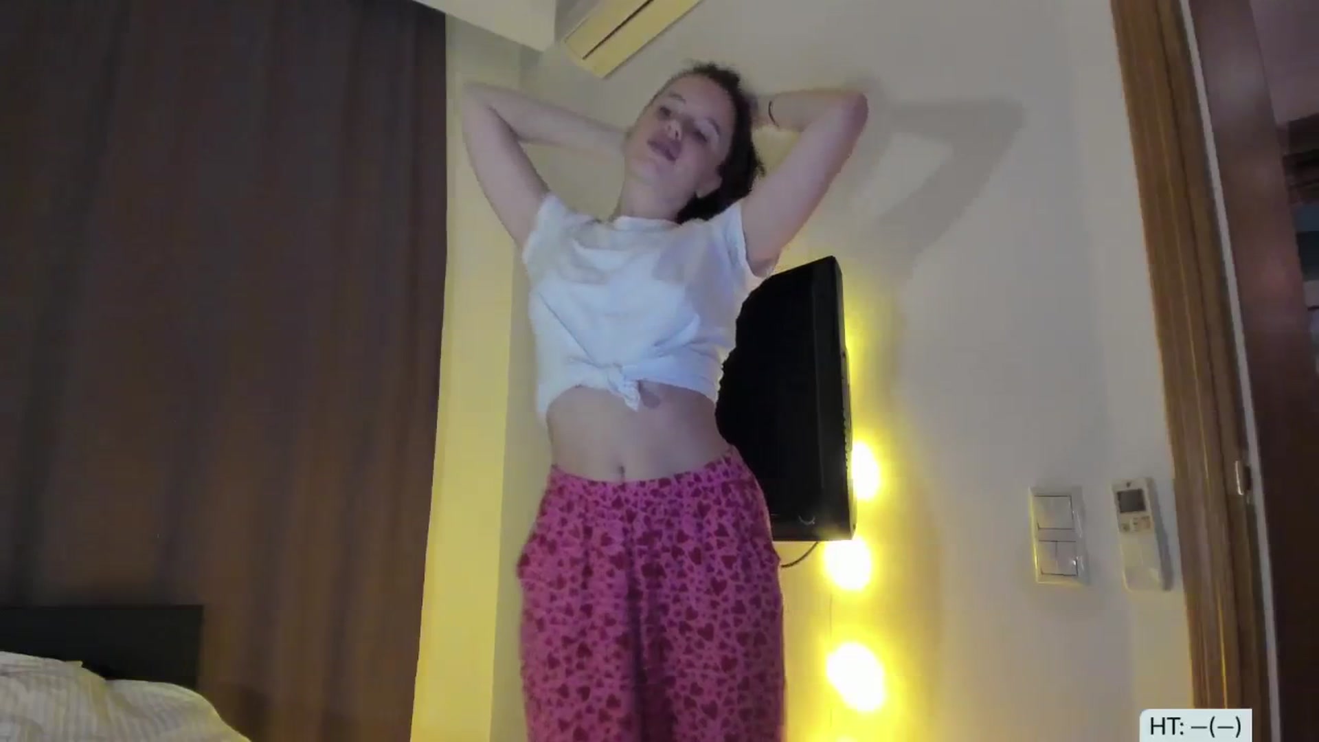 Gallery image thumbnail from Alena29's myfreecams stream on, 02/20/2025, 19:07 image 3 of 20