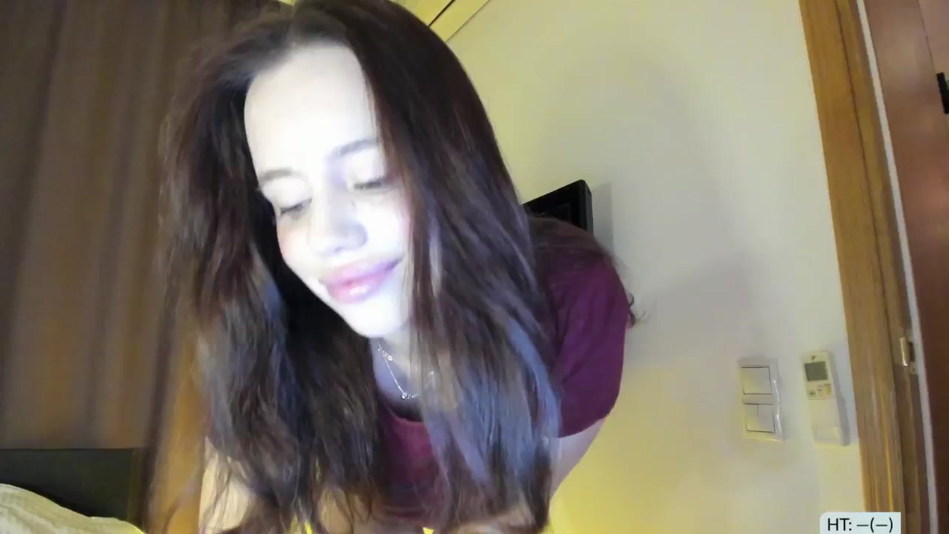 Gallery image thumbnail from Alena29's myfreecams stream on, 02/23/2025, 16:17 image 4 of 20