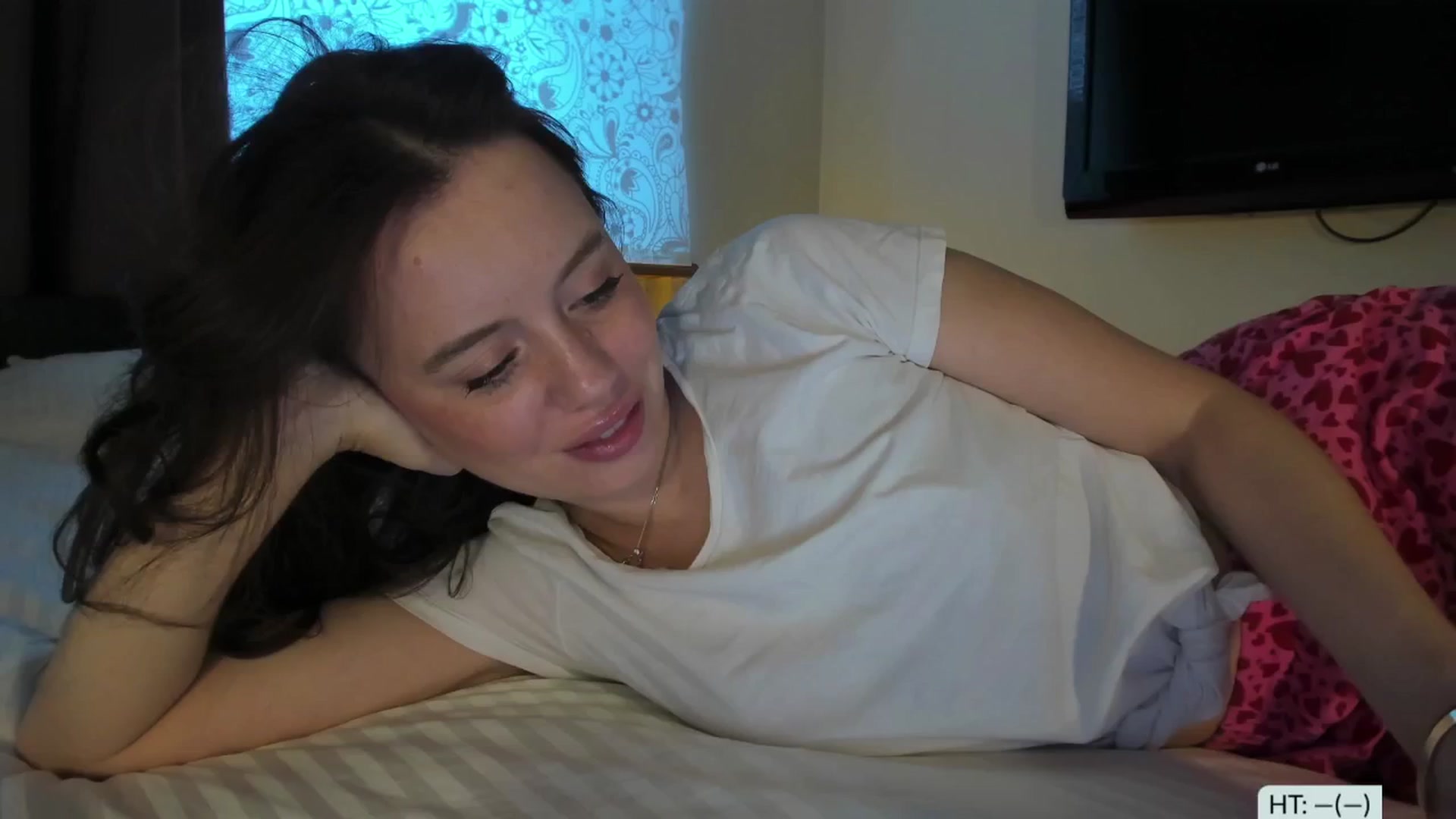 Gallery image thumbnail from Alena29's myfreecams stream on, 02/24/2025, 15:07 image 8 of 20