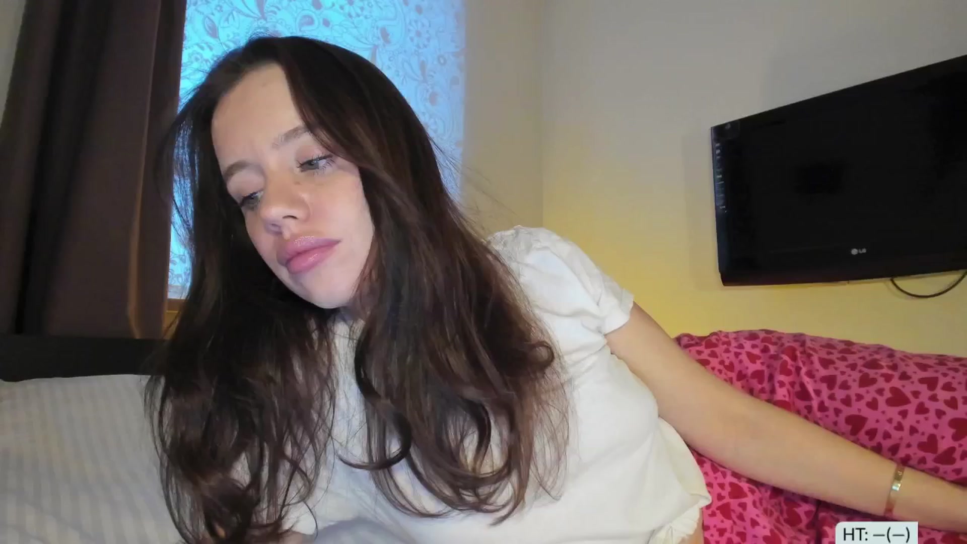 Gallery image thumbnail from Alena29's myfreecams stream on, 02/24/2025, 15:07 image 17 of 20