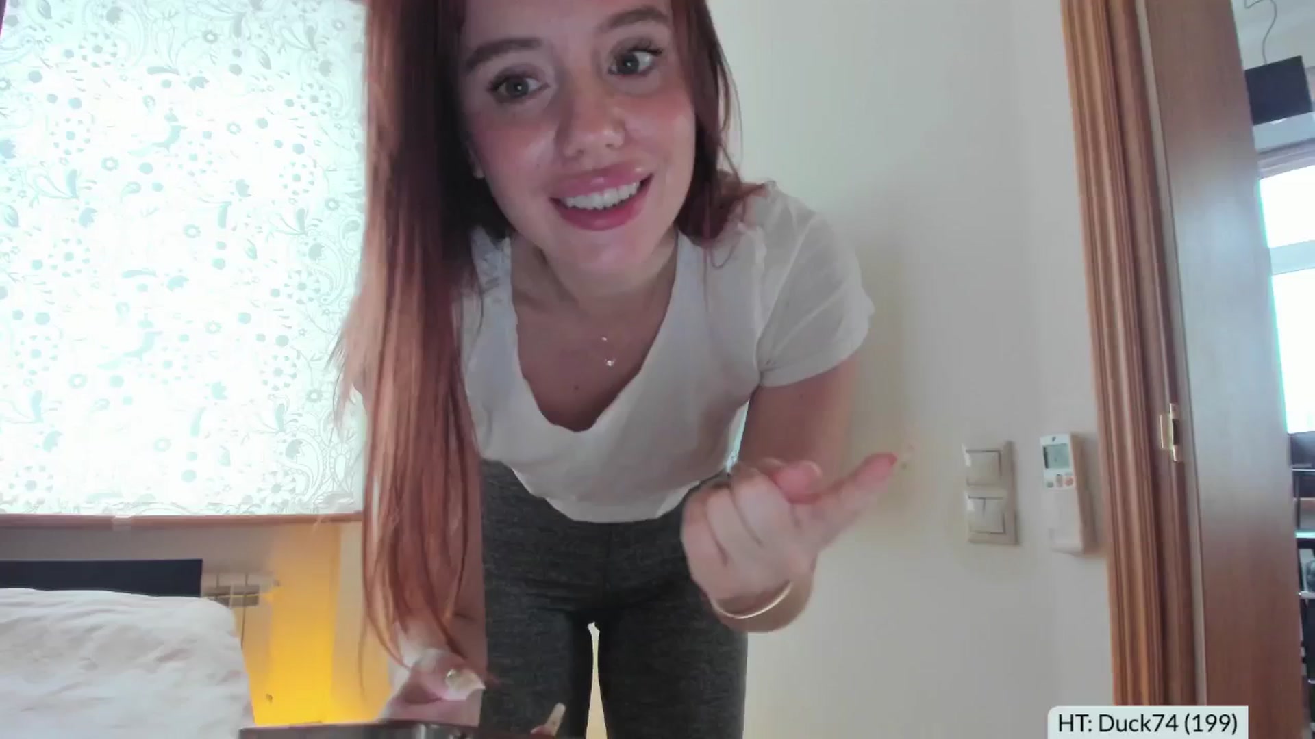 Gallery image thumbnail from Alena29's myfreecams stream on, 03/19/2025, 12:41 image 7 of 20