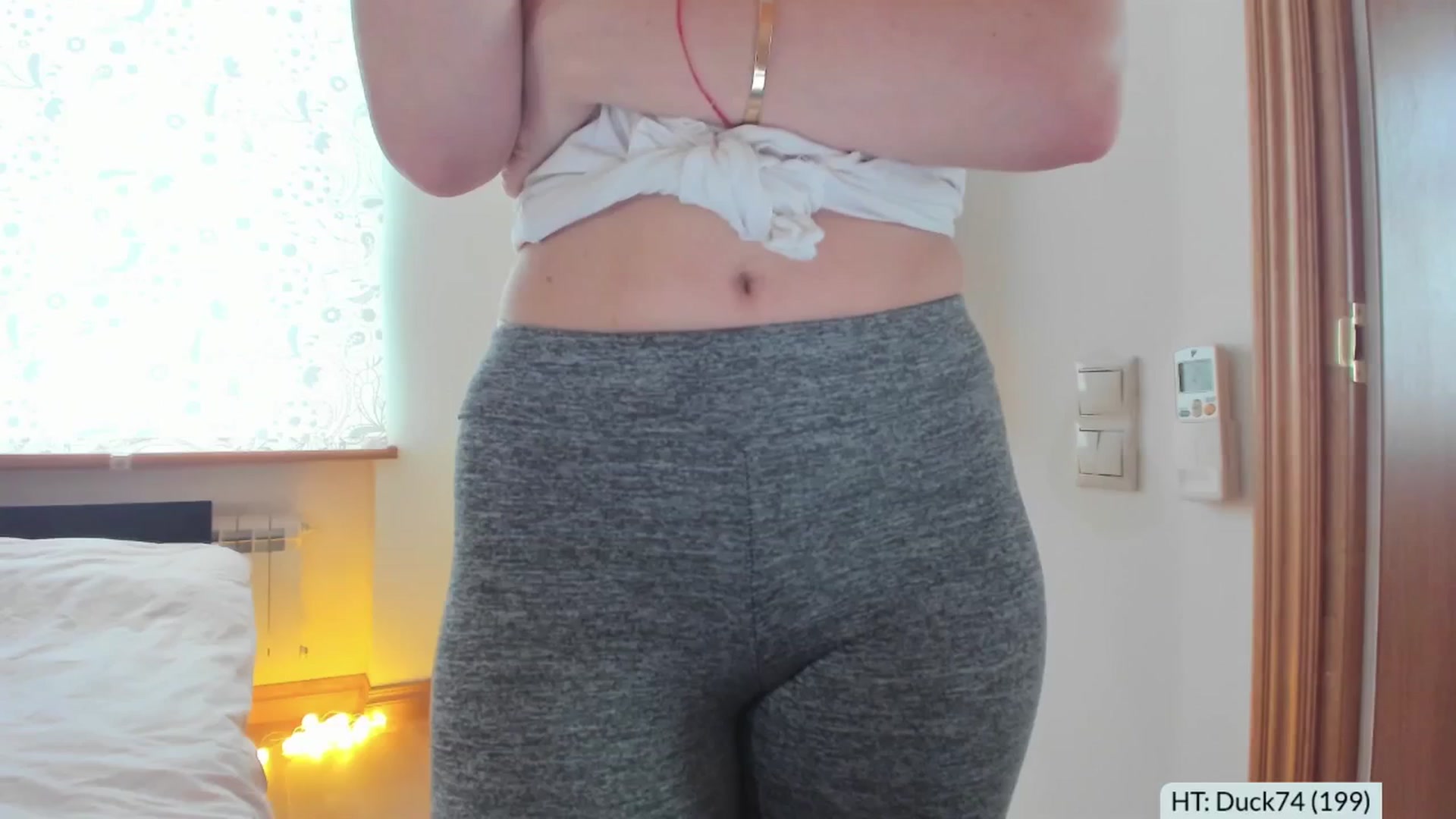 Gallery image thumbnail from Alena29's myfreecams stream on, 03/19/2025, 13:17 image 15 of 20