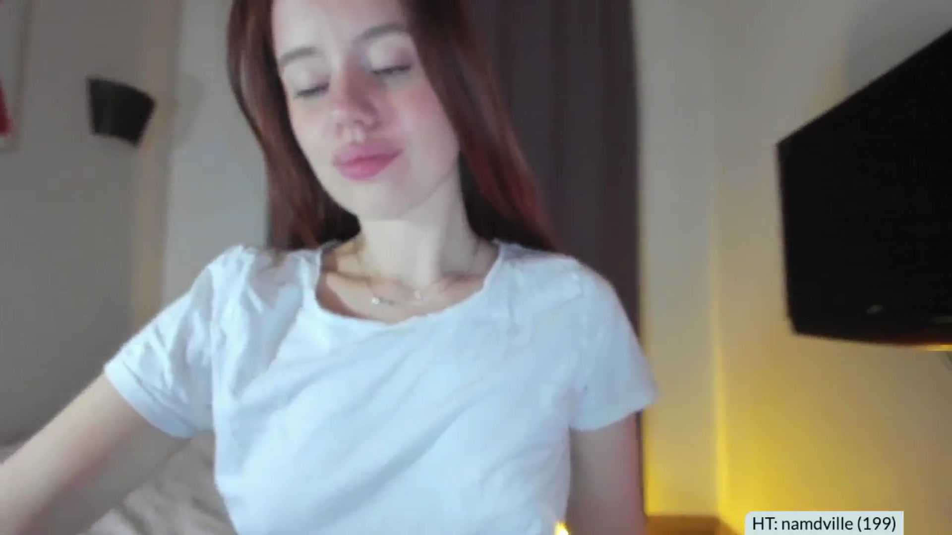 Gallery image thumbnail from Alena29's myfreecams stream on, 03/19/2025, 17:16 image 13 of 20