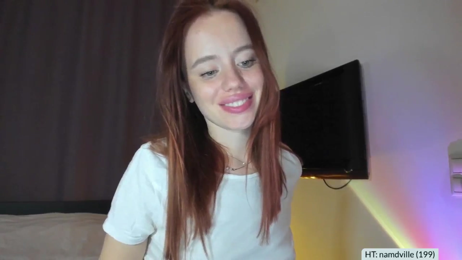 Gallery image thumbnail from Alena29's myfreecams stream on, 03/19/2025, 17:16 image 16 of 20
