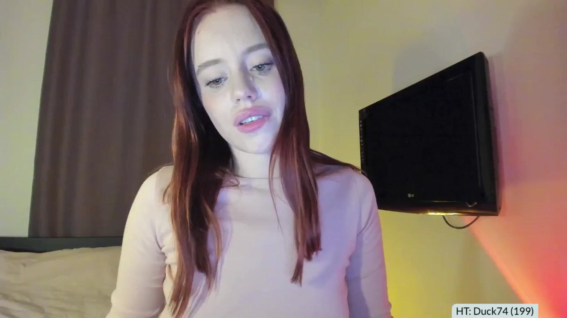 Gallery image thumbnail from Alena29's myfreecams stream on, 03/22/2025, 22:40 image 8 of 20