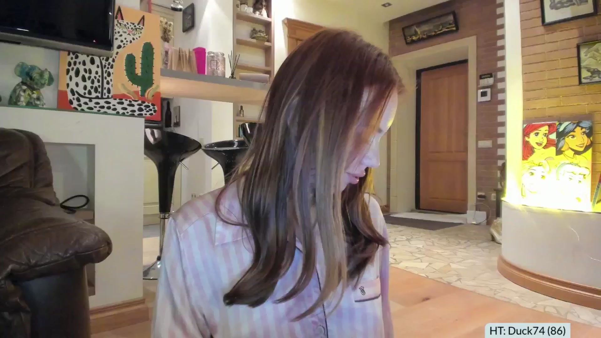 Gallery image thumbnail from Alena29's myfreecams stream on, 05/03/2025, 22:46 image 17 of 20