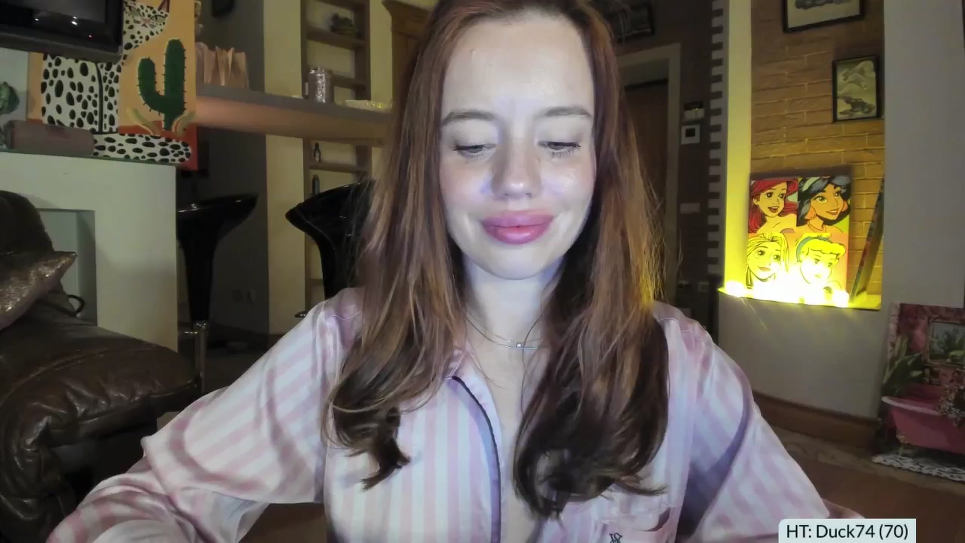 Gallery image thumbnail from Alena29's myfreecams stream on, 05/11/2025, 18:55 image 10 of 20