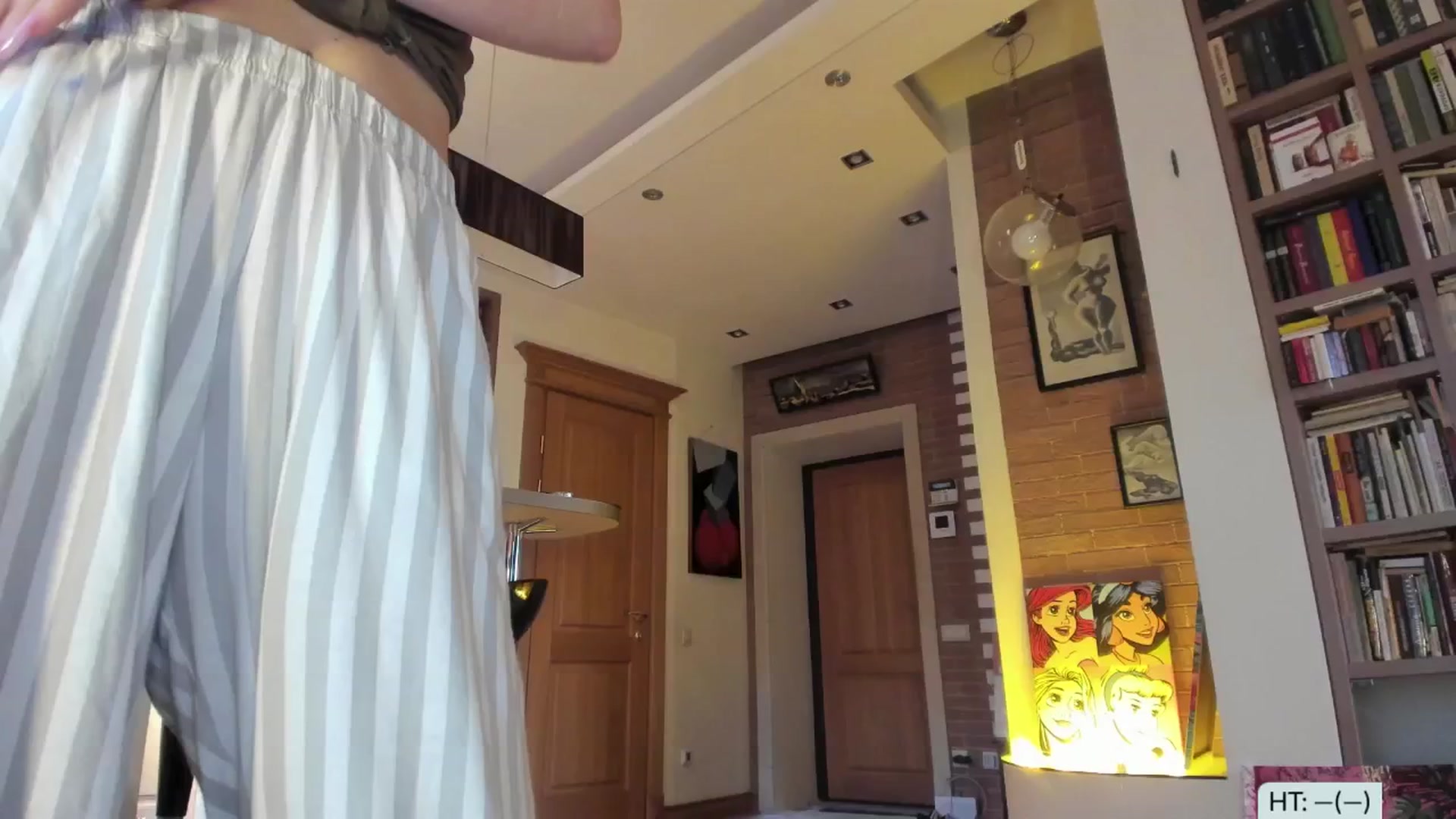 Gallery image thumbnail from Alena29's myfreecams stream on, 05/14/2025, 17:28 image 7 of 20