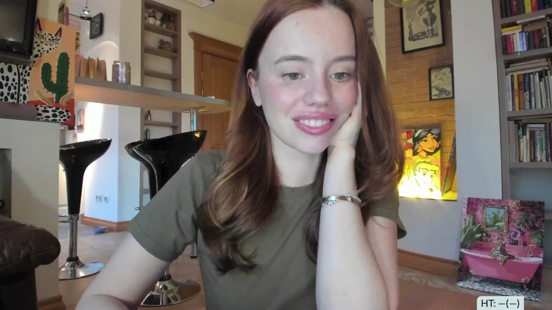 Gallery image thumbnail from Alena29's myfreecams stream on, 05/14/2025, 17:28 image 1 of 20