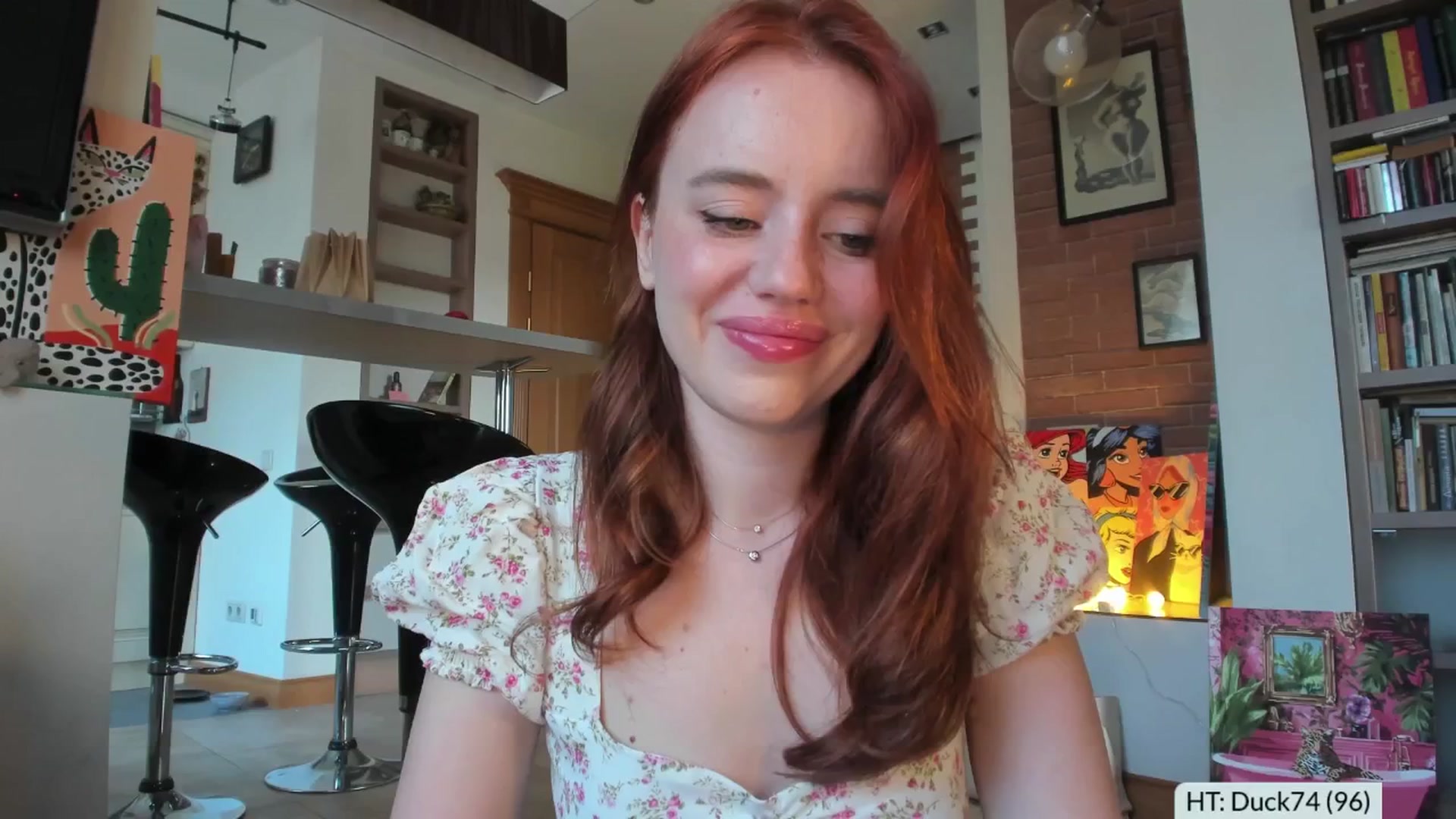 Gallery image thumbnail from Alena29's myfreecams stream on, 05/26/2025, 15:33 image 13 of 20