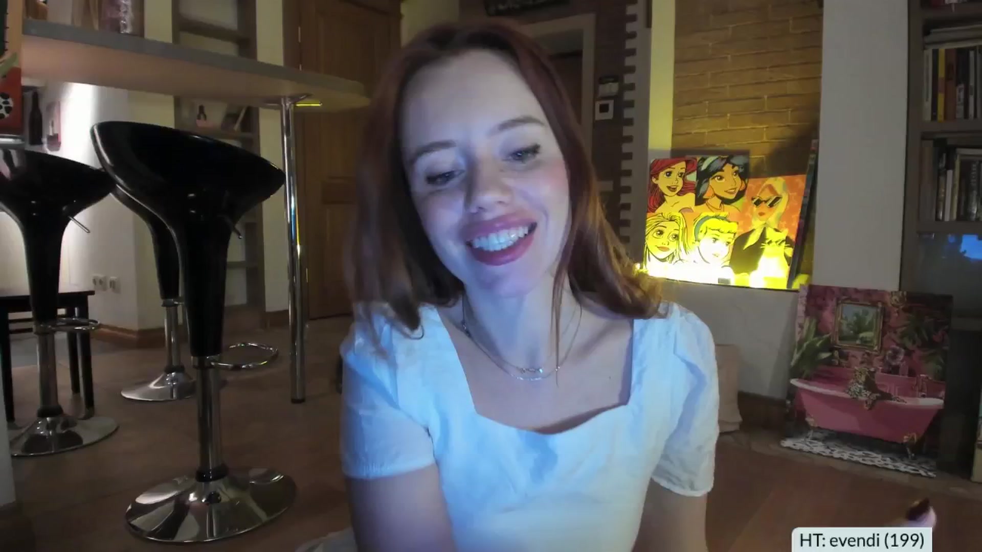 Gallery image thumbnail from Alena29's myfreecams stream on, 05/27/2025, 23:16 image 11 of 20