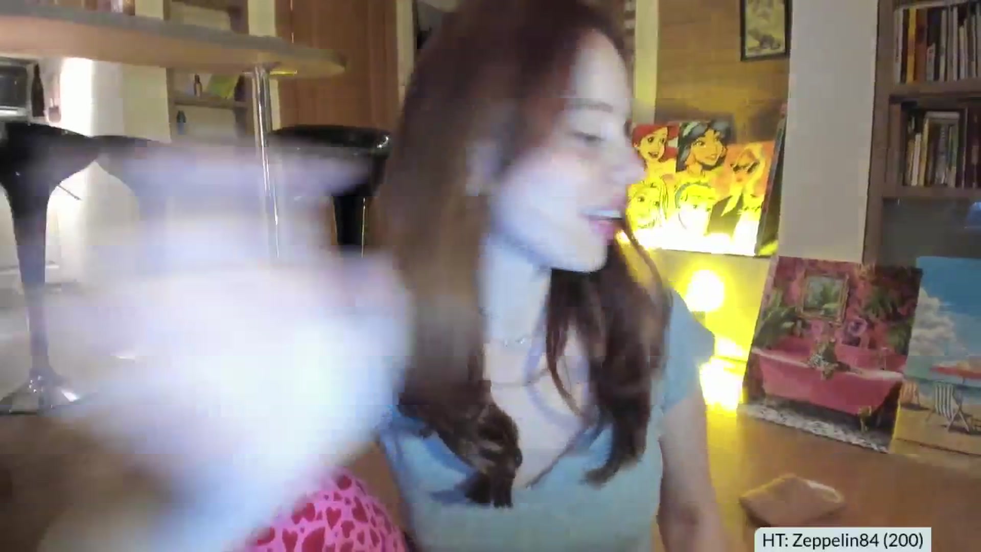 Gallery image thumbnail from Alena29's myfreecams stream on, 06/03/2025, 22:43 image 10 of 20