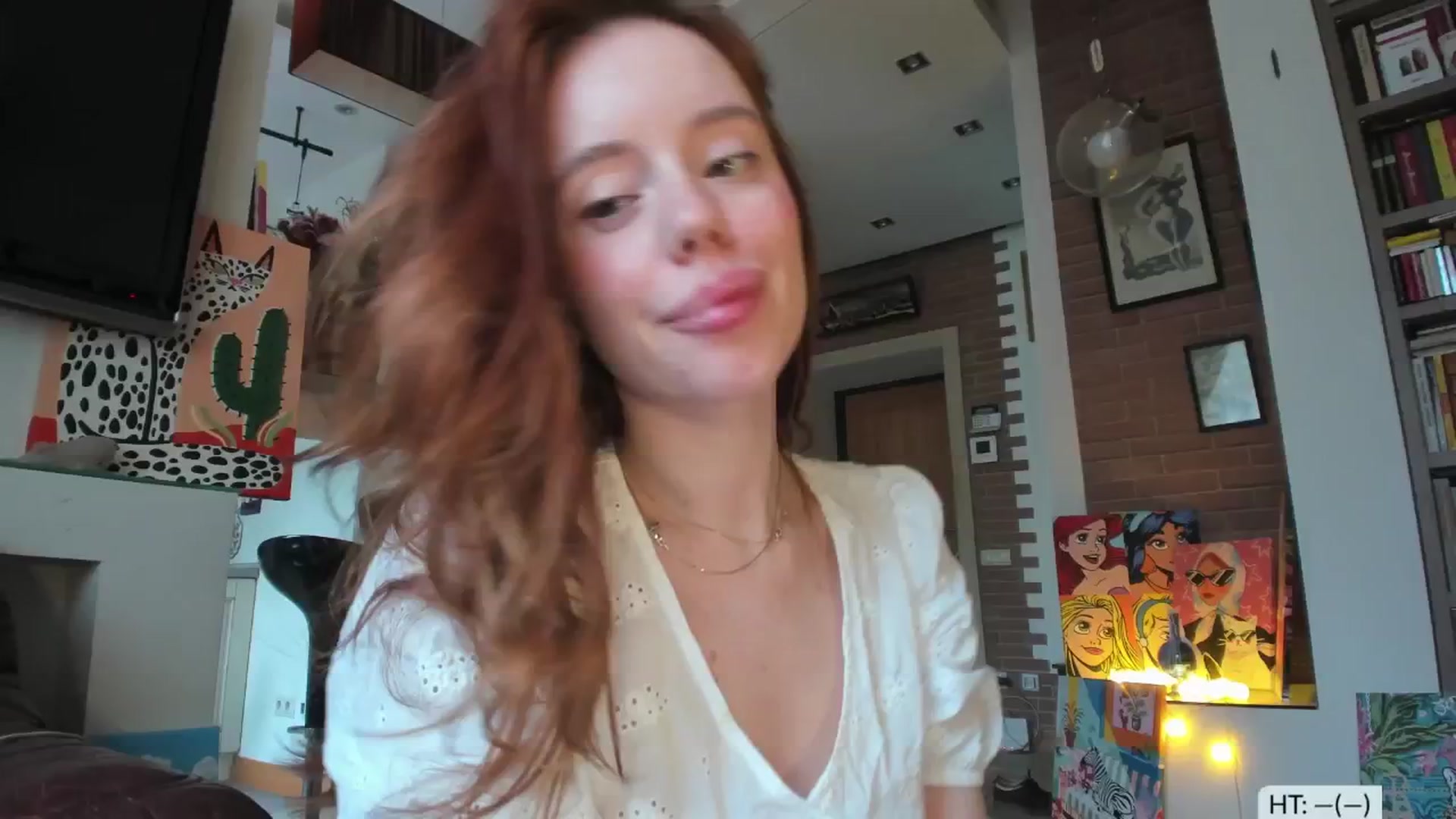 Gallery image thumbnail from Alena29's myfreecams stream on, 06/22/2025, 16:34 image 2 of 20
