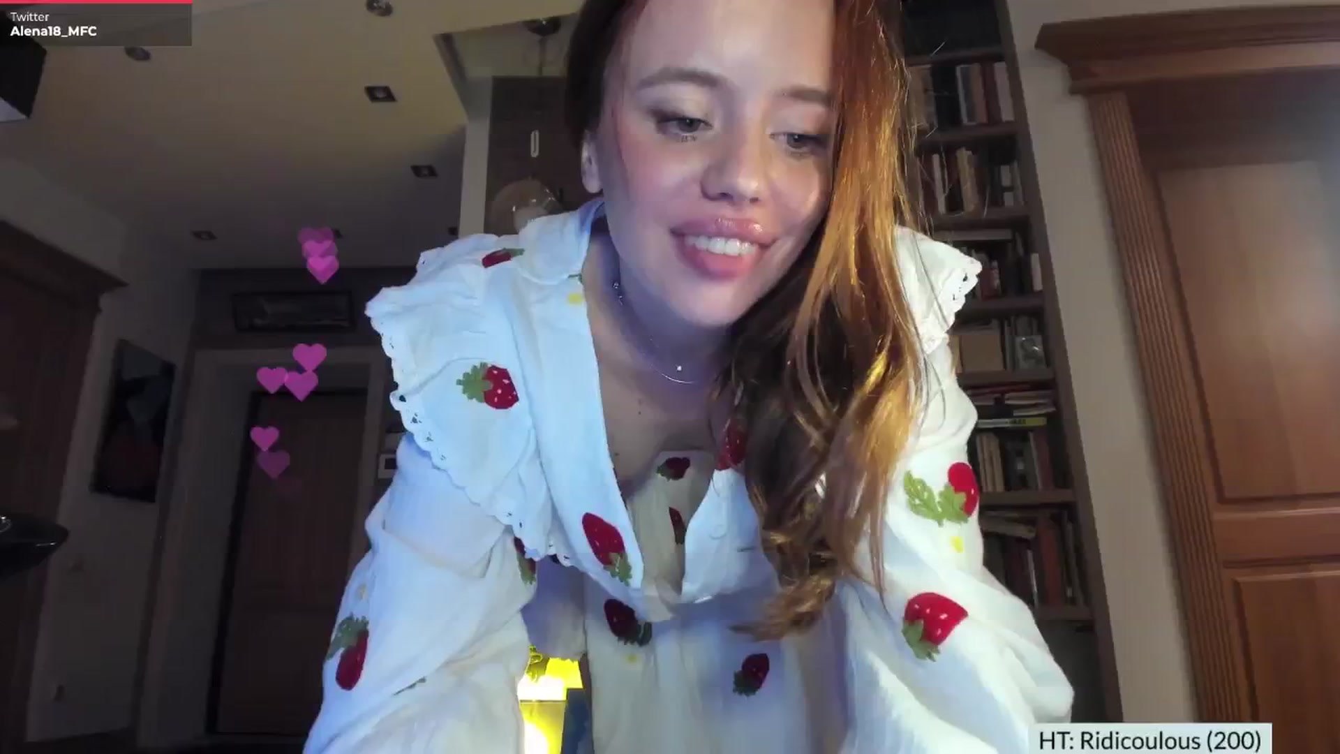 Gallery image thumbnail from Alena29's myfreecams stream on, 06/29/2025, 22:33 image 7 of 20
