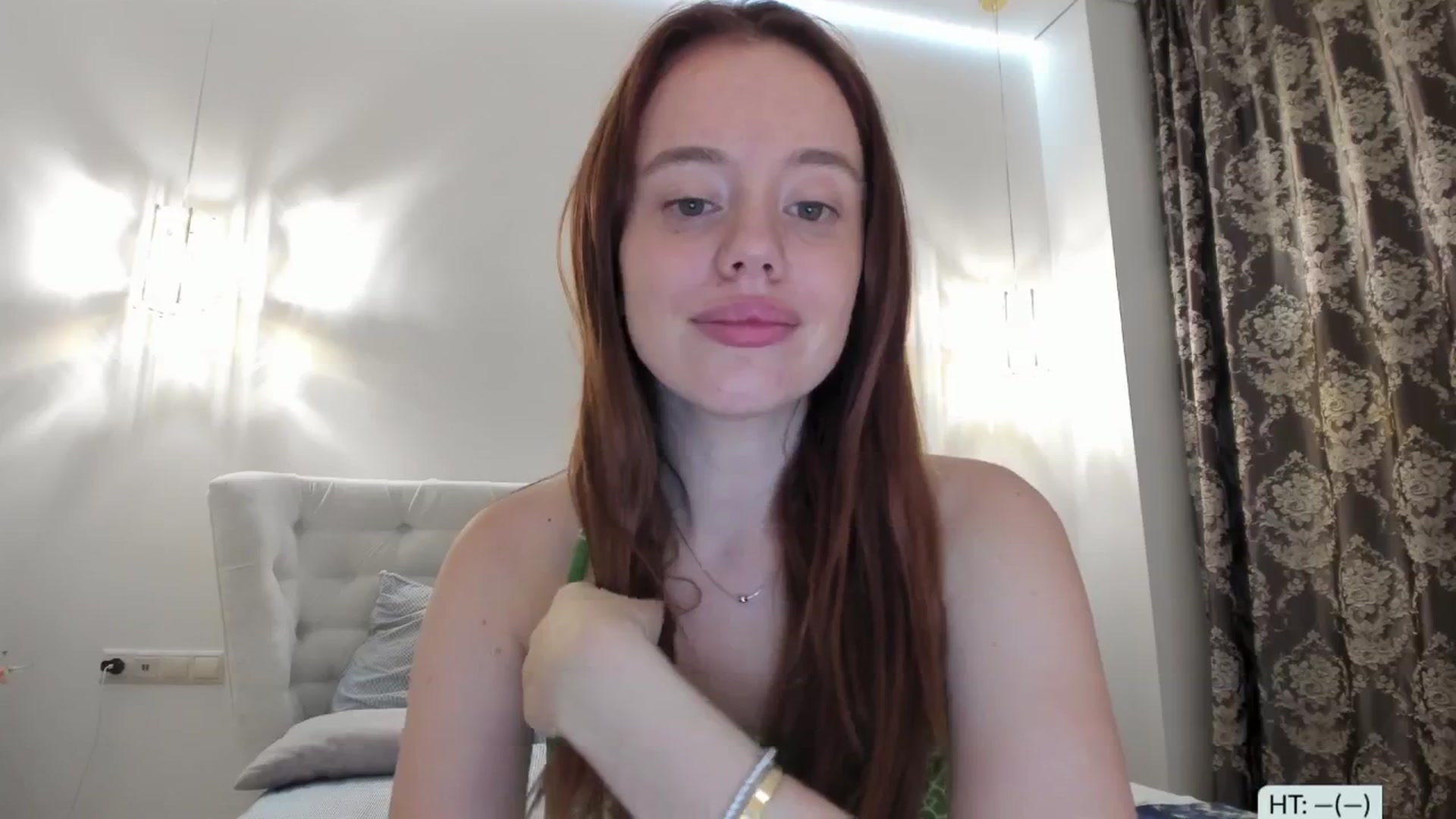 Gallery image thumbnail from Alena29's myfreecams stream on, 08/17/2025, 23:10 image 5 of 20