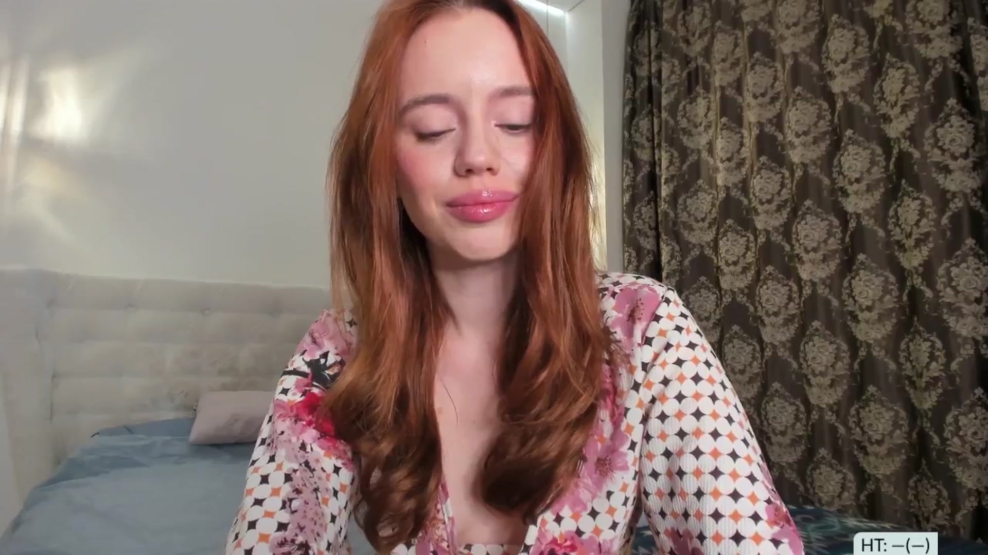 Gallery image thumbnail from Alena29's myfreecams stream on, 09/06/2025, 18:03 image 13 of 20