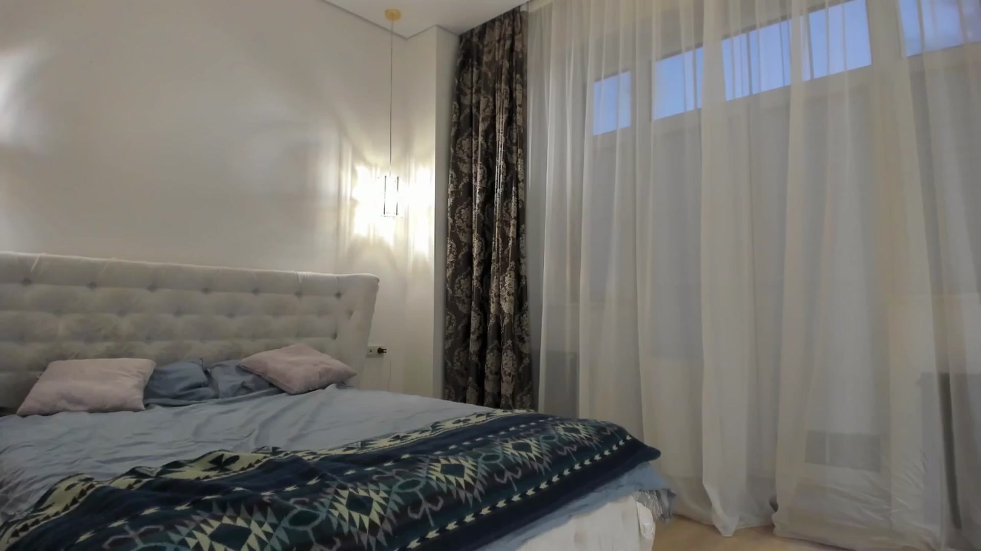 Gallery image thumbnail from Alena29's myfreecams stream on, 09/08/2025, 16:33 image 19 of 20