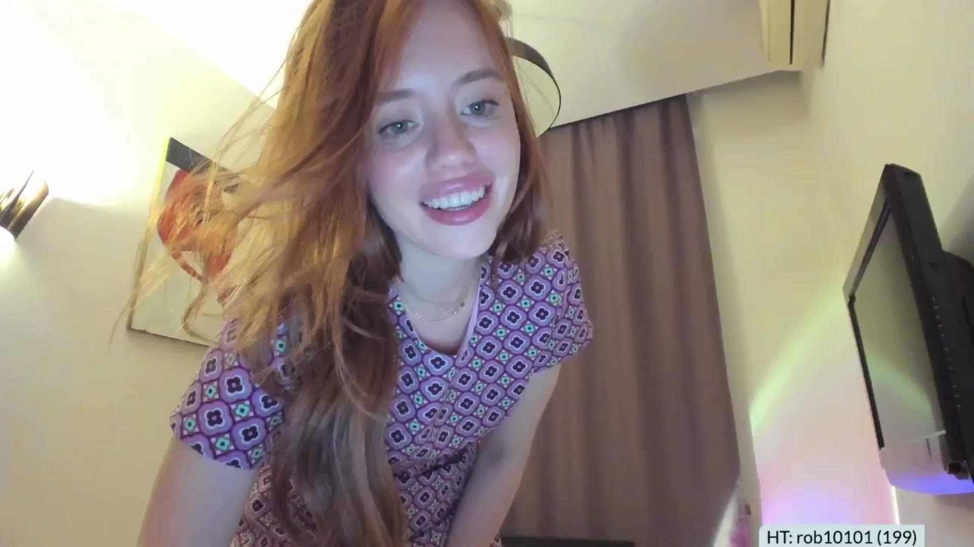 Gallery image thumbnail from Alena29's myfreecams stream on, 10/28/2025, 20:15 image 2 of 20