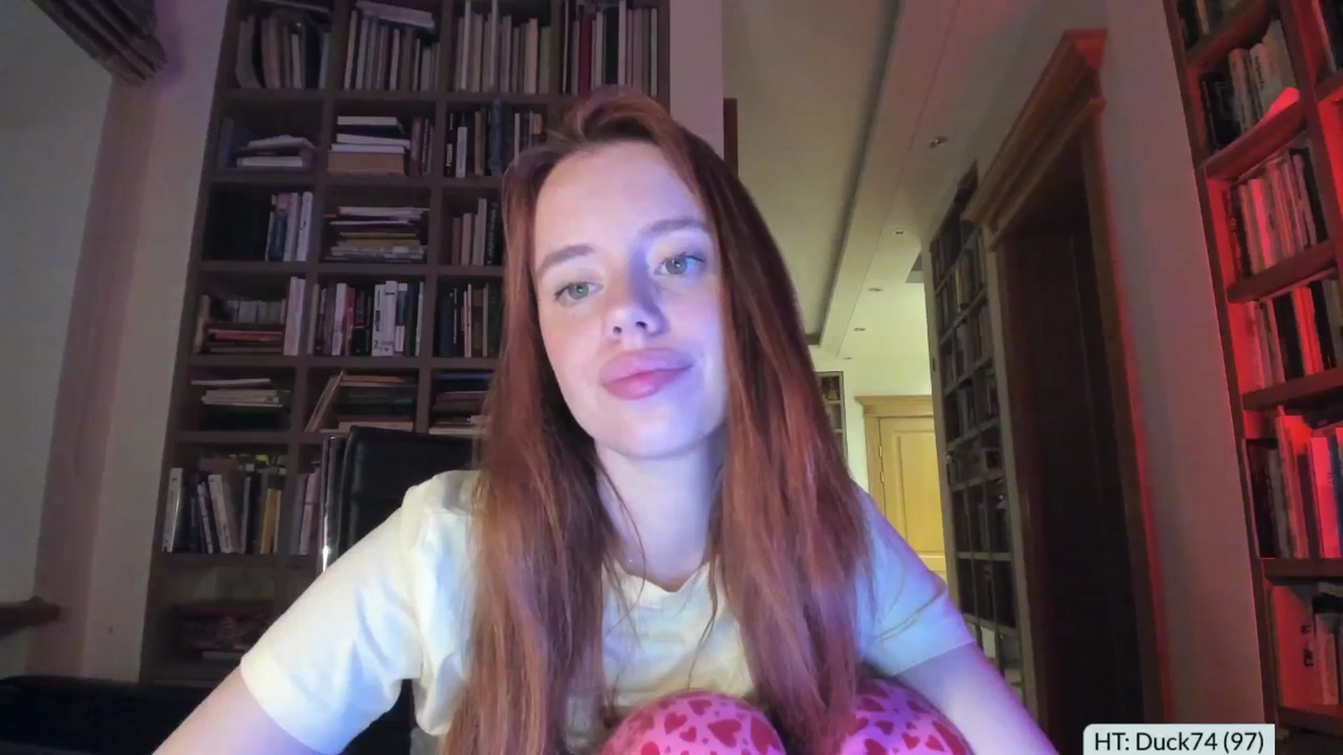 Gallery image thumbnail from Alena29's myfreecams stream on, 11/10/2025, 21:32 image 17 of 20