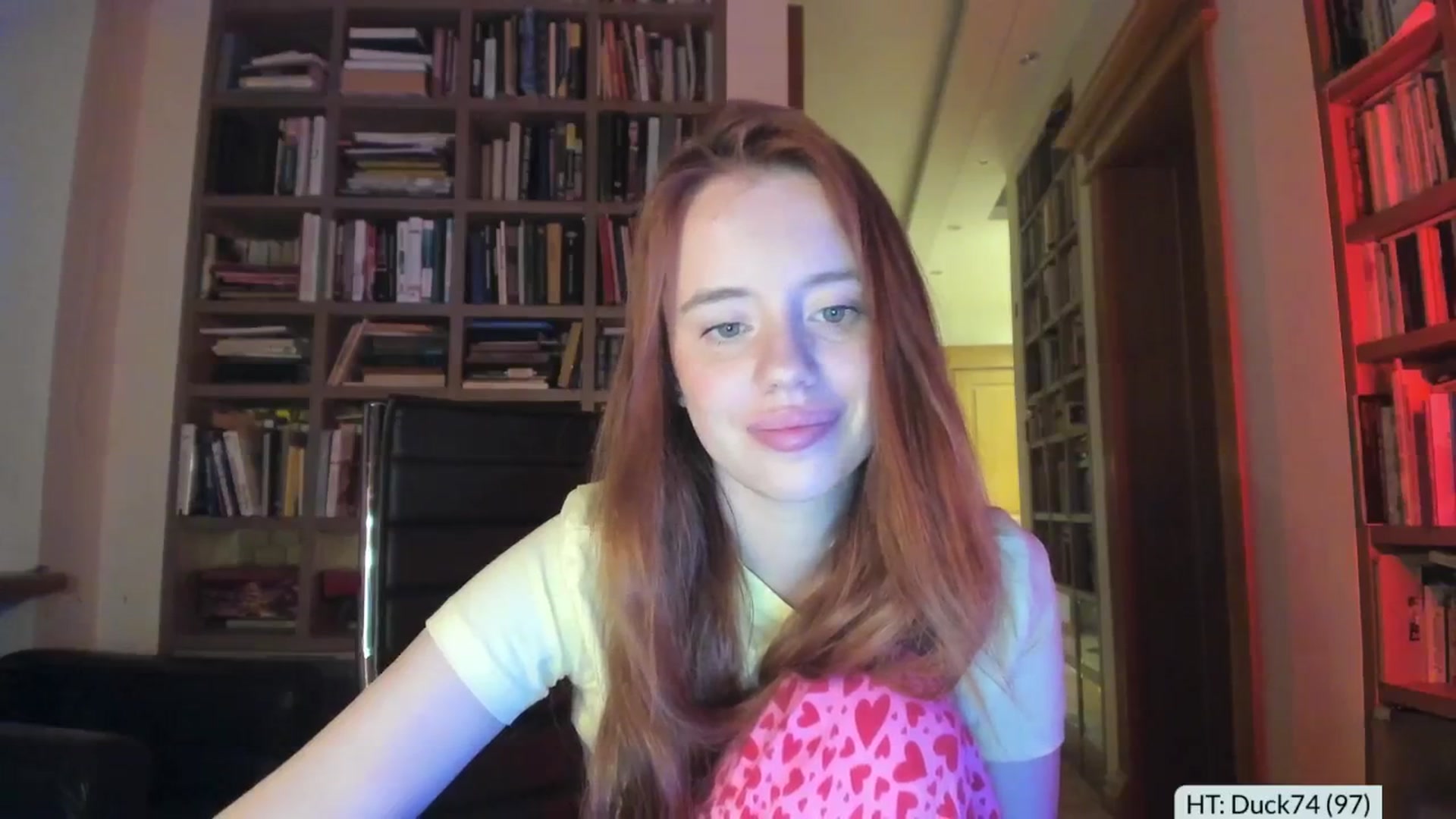 Gallery image thumbnail from Alena29's myfreecams stream on, 11/10/2025, 21:32 image 10 of 20