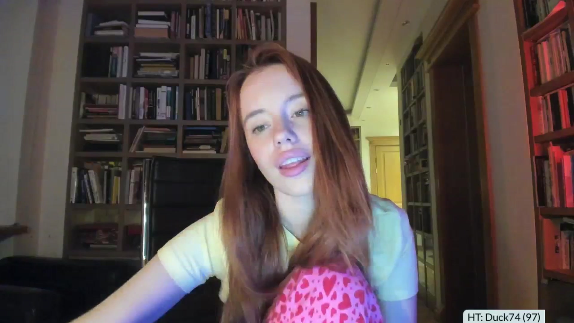 Gallery image thumbnail from Alena29's myfreecams stream on, 11/10/2025, 21:32 image 14 of 20