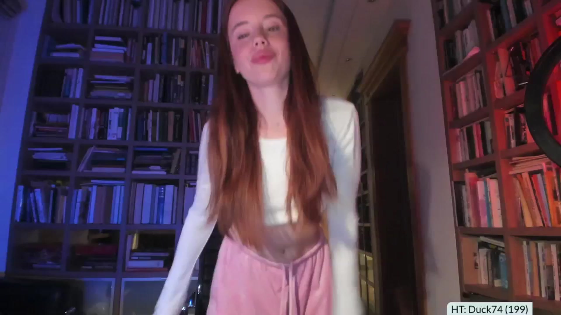 Gallery image thumbnail from Alena29's myfreecams stream on, 11/11/2025, 16:36 image 7 of 20