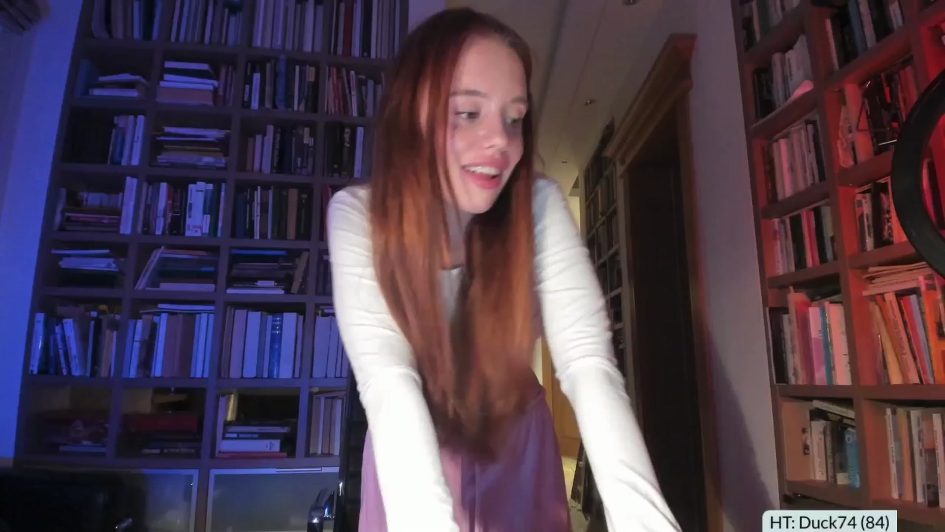 Gallery image thumbnail from Alena29's myfreecams stream on, 11/11/2025, 16:36 image 3 of 20