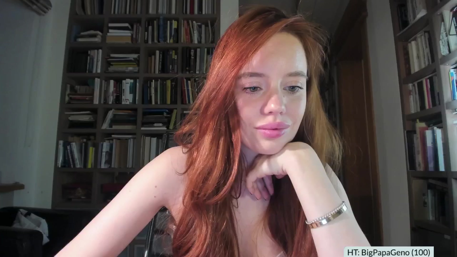Gallery image thumbnail from Alena29's myfreecams stream on, 11/28/2025, 01:04 image 6 of 20