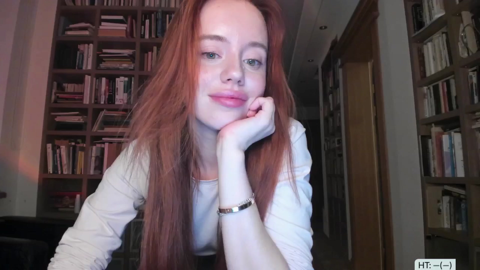 Gallery image thumbnail from Alena29's myfreecams stream on, 02/18/2026, 18:49 image 3 of 20