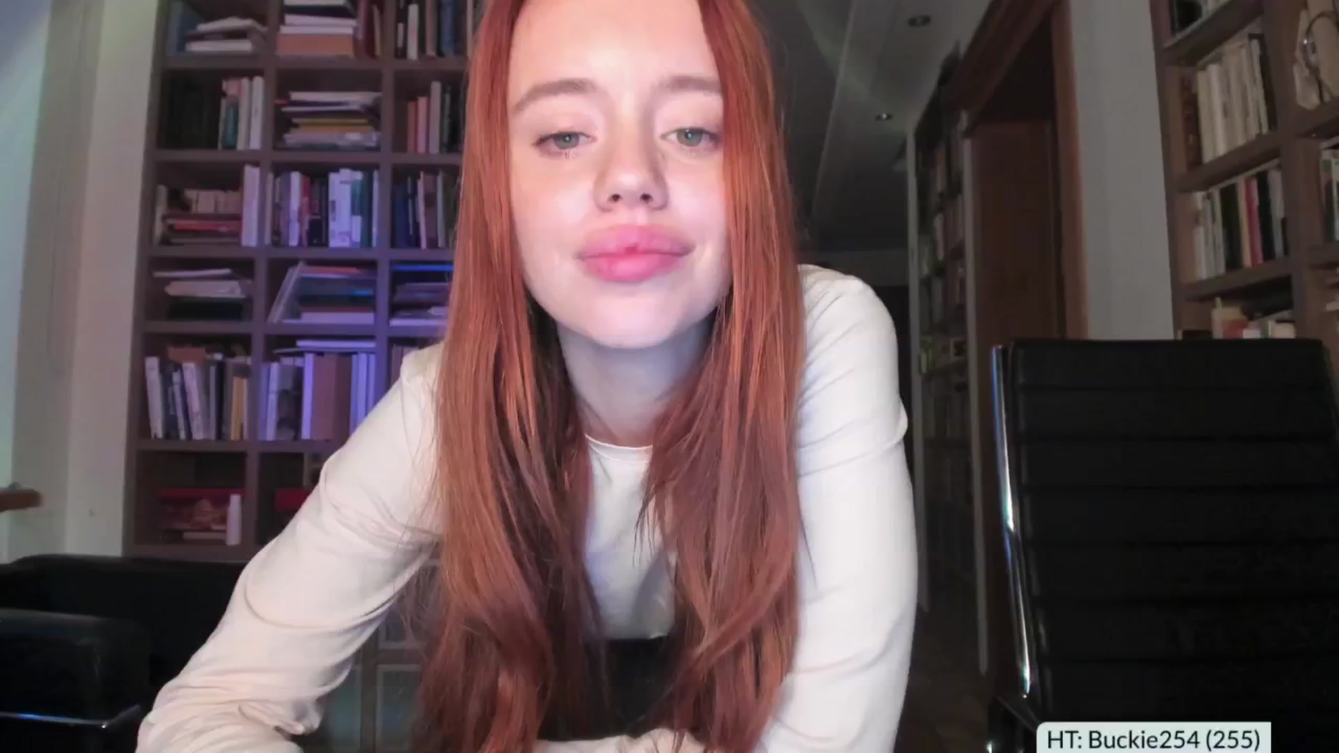 Gallery image thumbnail from Alena29's myfreecams stream on, 02/19/2026, 15:33 image 14 of 20