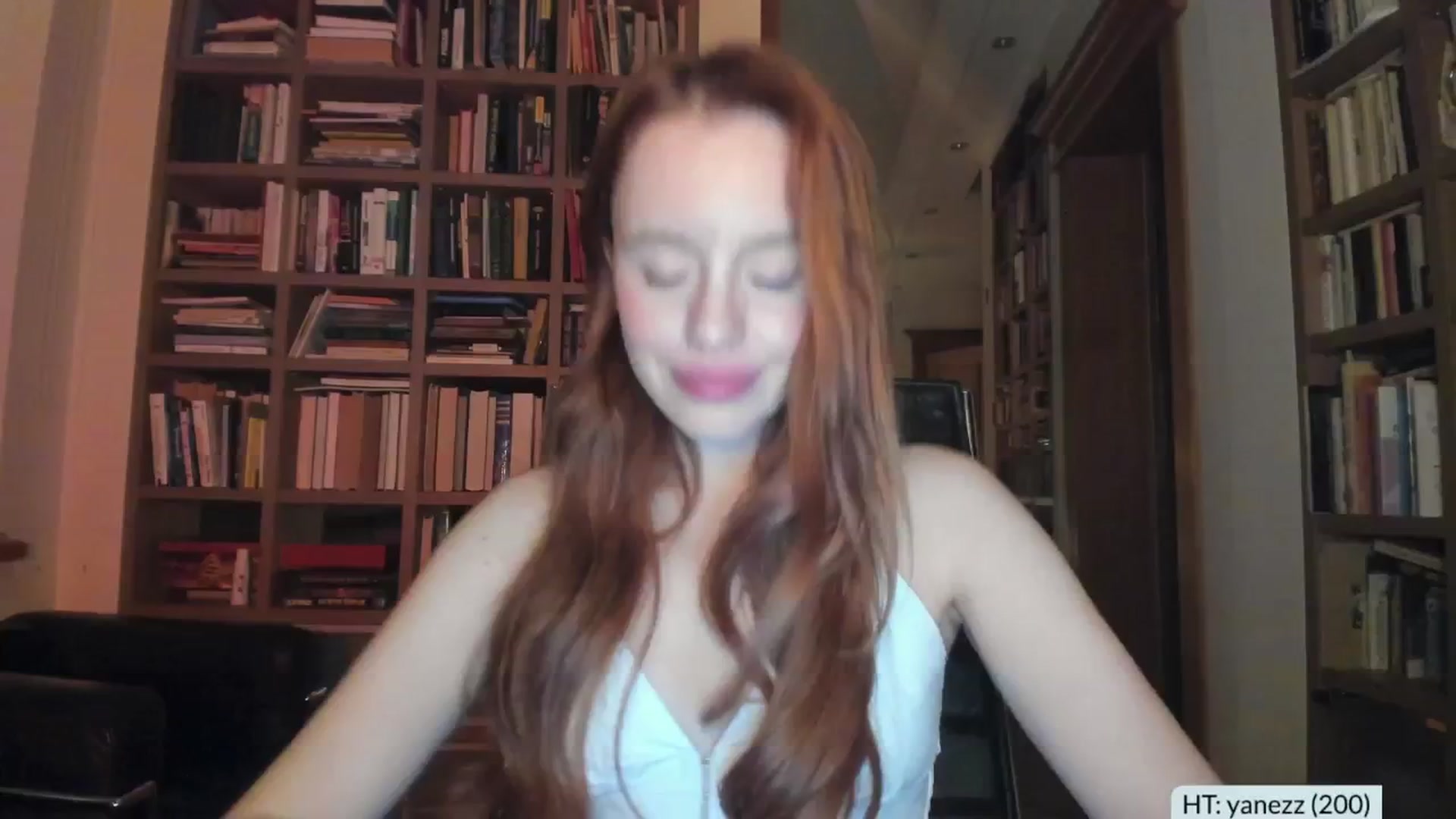 Gallery image thumbnail from Alena29's myfreecams stream on, 02/26/2026, 20:45 image 17 of 20