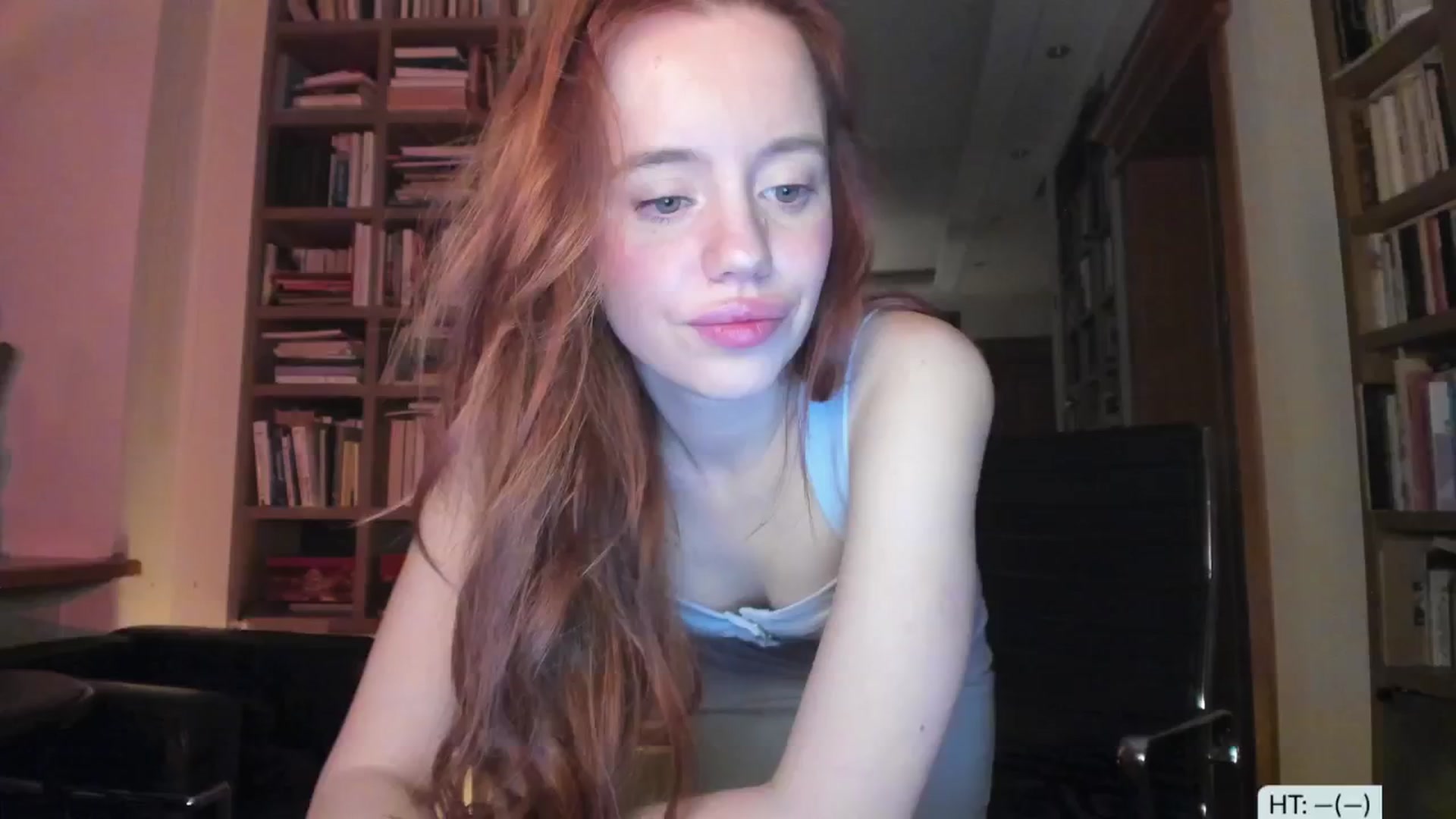 Gallery image thumbnail from Alena29's myfreecams stream on, 03/17/2026, 20:46 image 1 of 20
