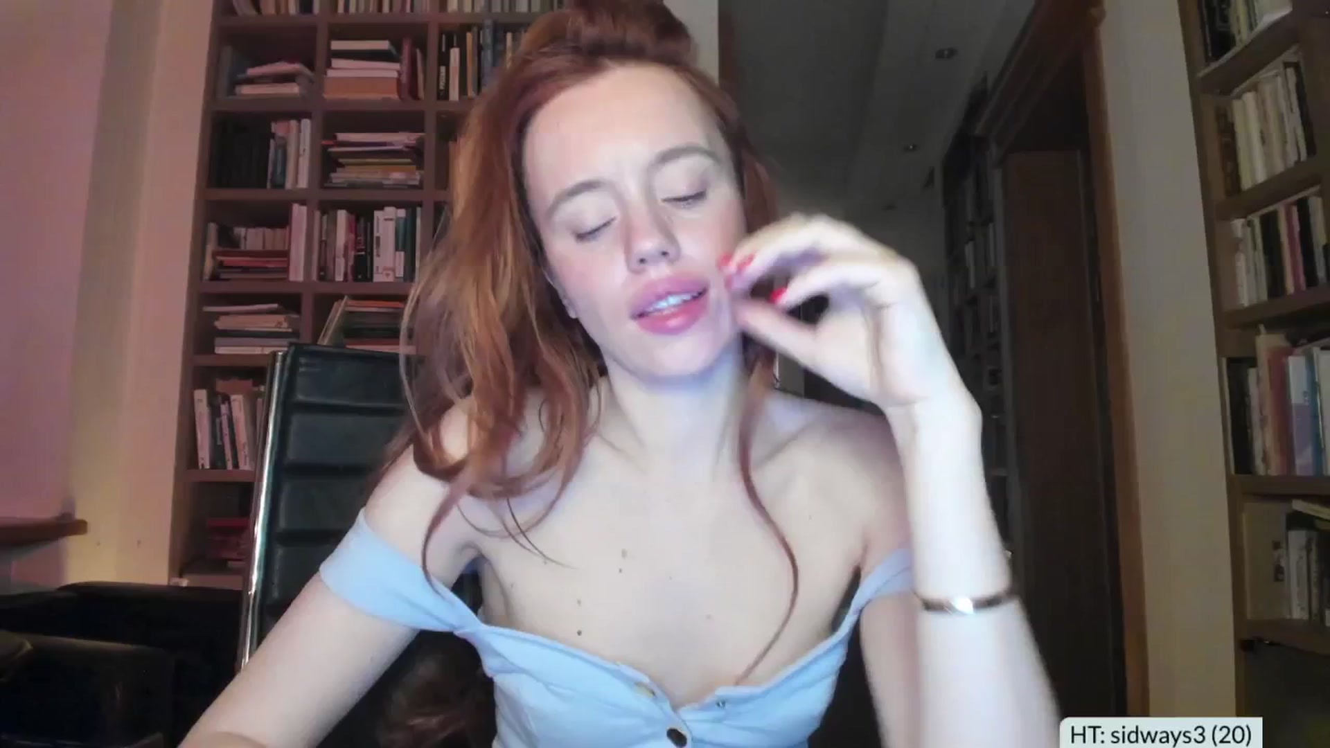Gallery image thumbnail from Alena29's myfreecams stream on, 03/17/2026, 20:46 image 14 of 20