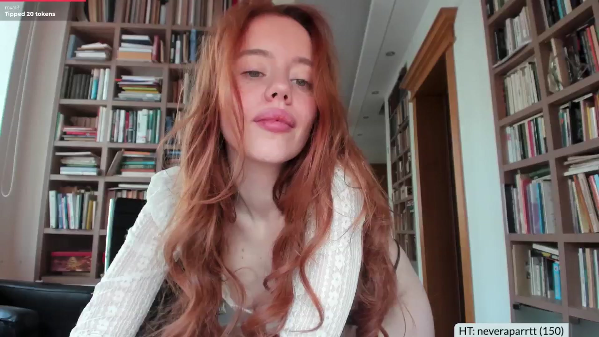 Gallery image thumbnail from Alena29's myfreecams stream on, 03/27/2026, 13:34 image 16 of 20