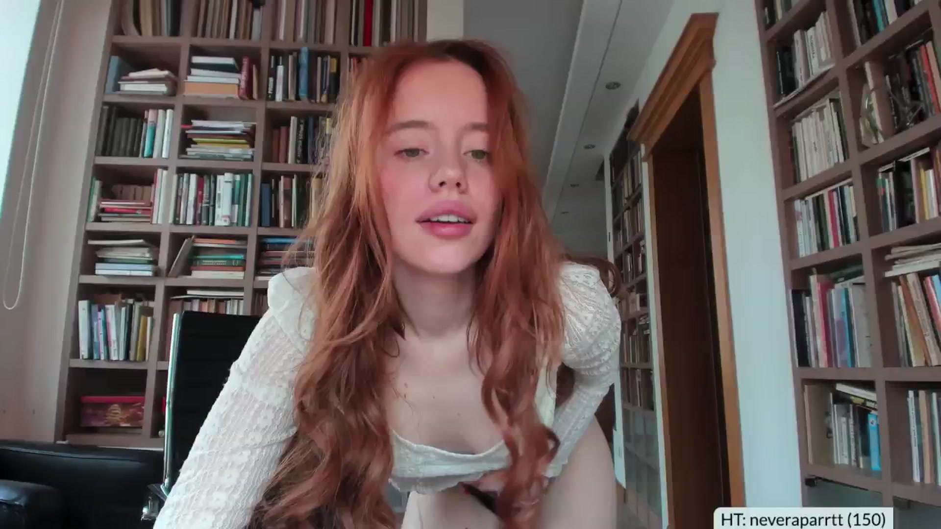 Gallery image thumbnail from Alena29's myfreecams stream on, 03/27/2026, 13:34 image 17 of 20