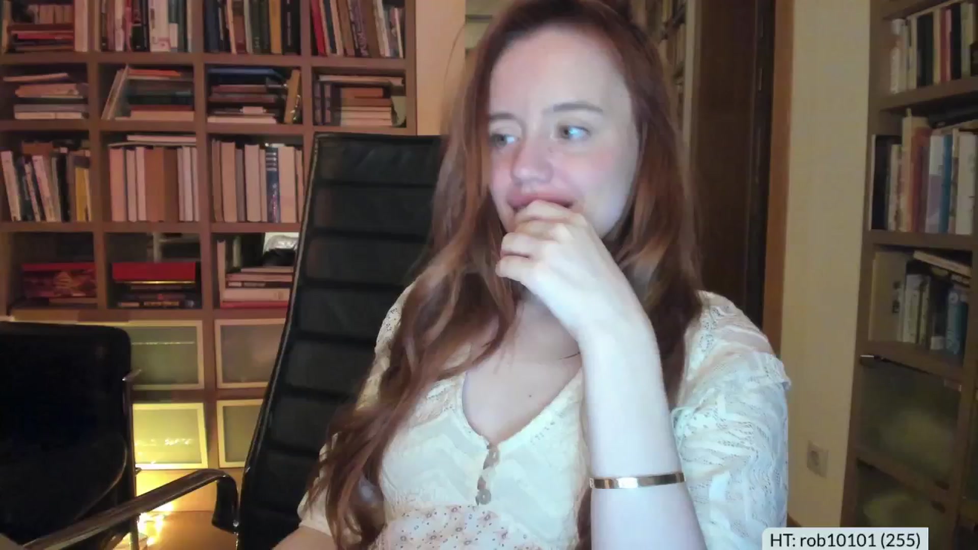 Gallery image thumbnail from Alena29's myfreecams stream on, 03/31/2026, 21:07 image 4 of 20