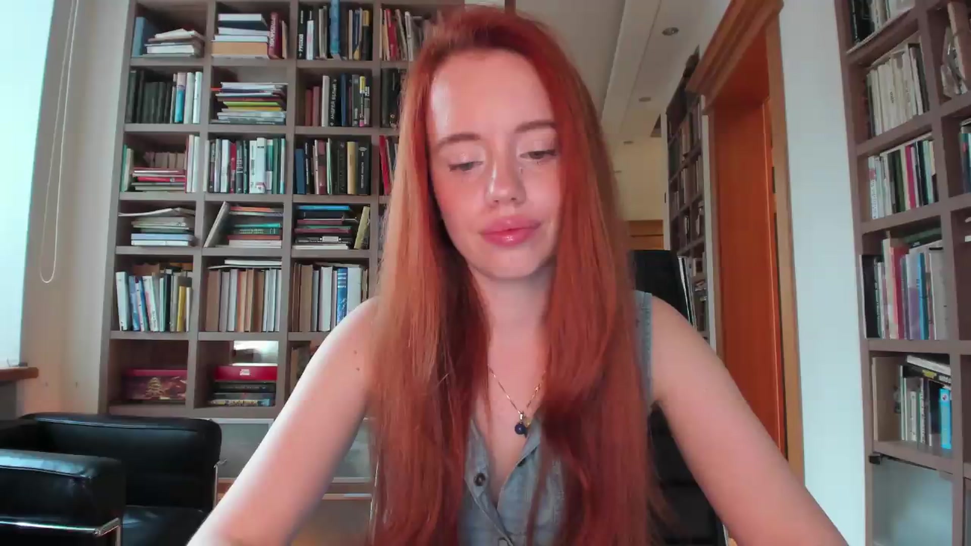 Gallery image thumbnail from Alena29's myfreecams stream on, 07/04/2026, 16:44 image 16 of 20