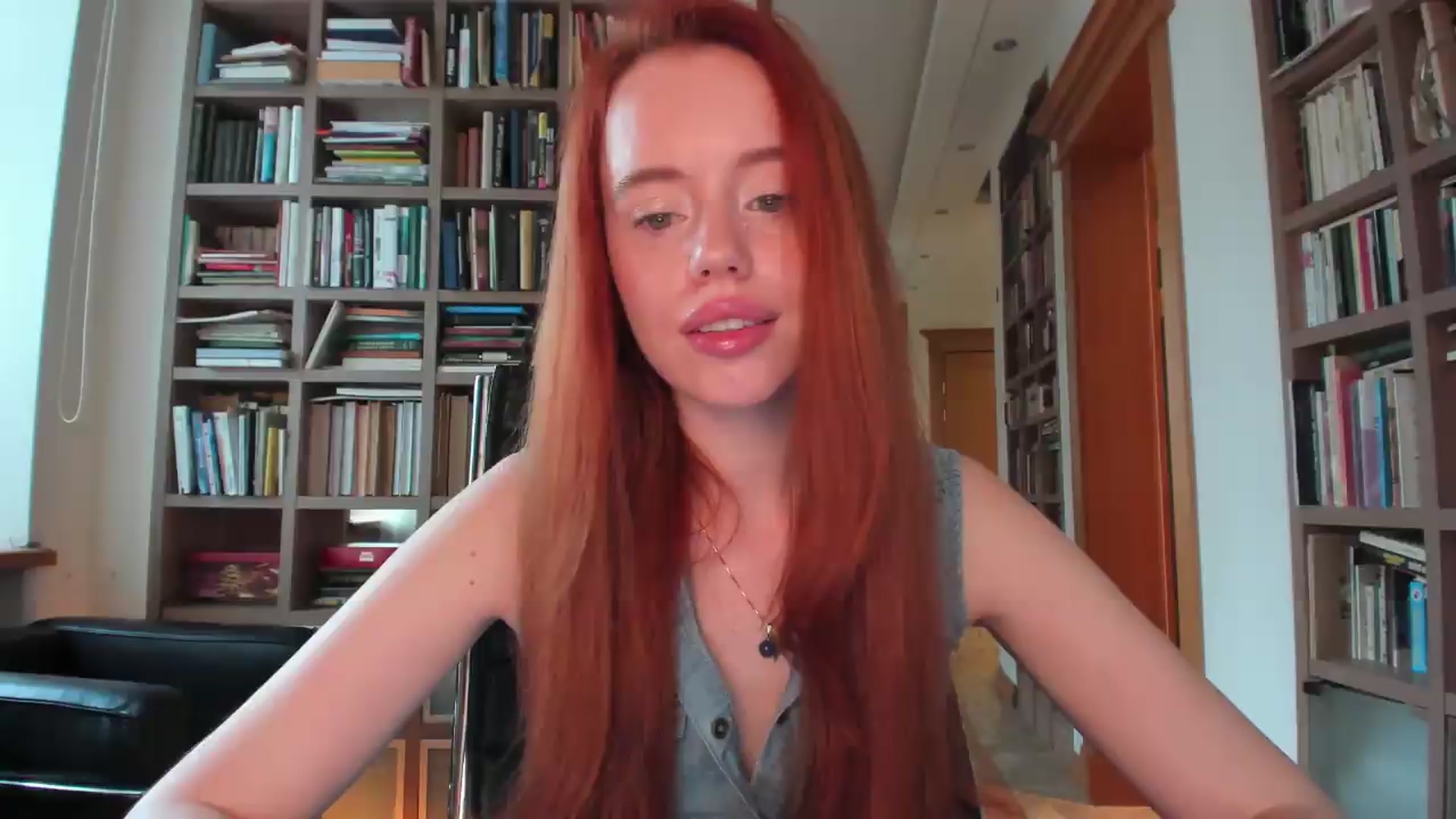 Gallery image thumbnail from Alena29's myfreecams stream on, 07/04/2026, 16:44 image 2 of 20